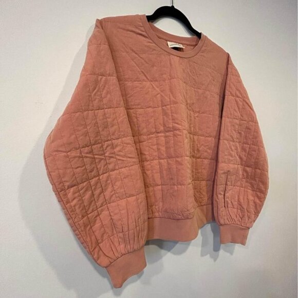 Woman’s quilted sweatshirt. Crew neck. New without tags. Size large. Salmon colo - Picture 3 of 7